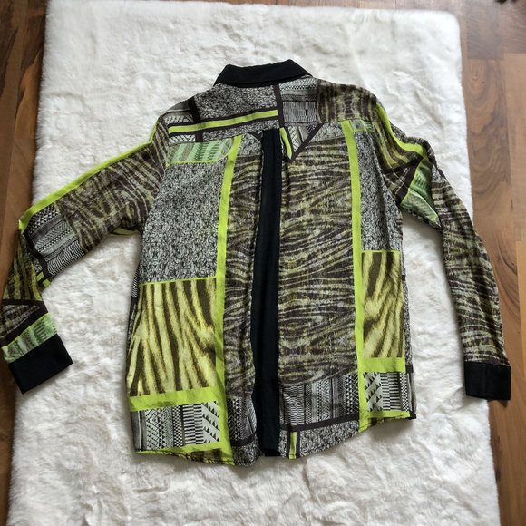 Stylish Women's Button Down Shirt - Black and Yellow by - Picture 3 of 8